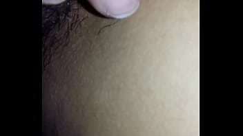 Preview 2 of Aiy And Daisy - se acaricia la pucha