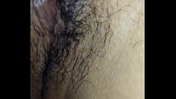 Preview 4 of Aiy And Daisy - se acaricia la pucha