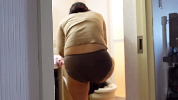Preview 1 of Mom With Fat Ass