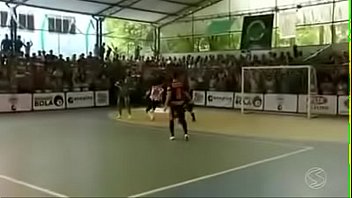 Preview 2 of Nun Huge Vagina - GUILHERME GOL DE LETRA CONTRA AS MARIAS NA AGUADA