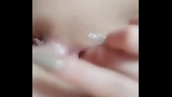 Preview 4 of Www Xnxxx Pashto - Em Vũ Thị Trang 2k2 THPT Ho&agrave_ng Hoa Th&aacute_m ở ba h&agrave_ng khoe b&iacute_m