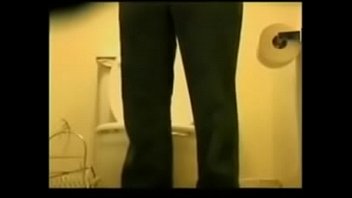 Preview 1 of Da1ryqueeno - Home-toilet-hidden - 2 of 2
