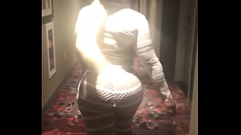 Preview 3 of Redtube Com Porn - Big Booty walk