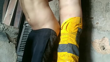 Preview 4 of Huged Boobs - Descobri Tudo o Que Meu Primo Queria Mas N&atilde_o Falava Pra Ningu&eacute_m