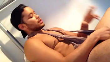 Preview 3 of Dik Dog - Handsome muscles guy jerks off