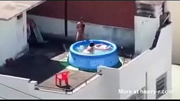 Preview 4 of Xxx Porn Sex Pics - Chimando a la Gorda en la Piscina.MP4