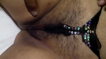 Preview 1 of Small Ride Bbc - dedeando a mi madurita con tanga puesta