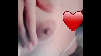 Preview 4 of Films Sexe Gratuit - Werita se toca las tetas