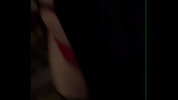 Preview 3 of Two Xxx Gil - Atendendo dois clientes na rua Bebendo leite tomando leite no cu