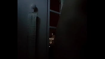 Preview 2 of Se Masturba Con La Botella - xuất tinh qua cửa sổ - 20h tối