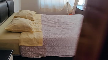 Preview 1 of Old Indian Xxx Bf - Me met&iacute_ al cuarto de hotel de chica timida universitaria y la termin&eacute_ follando - Part 1