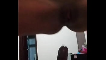 Preview 1 of Wwwhxxxcom - Me monto en la verga por el culo