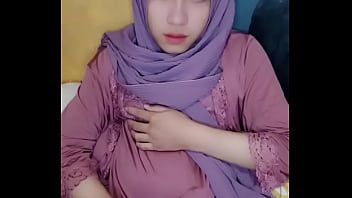 Preview 4 of Roja Norway Tamil - crossdress hijab solo