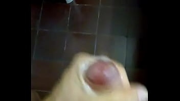 Preview 2 of Masion - Batendo punheta e gozando Parte 02