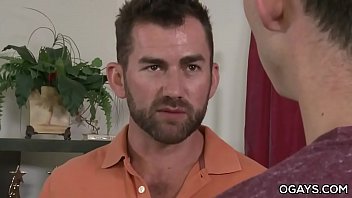 Preview 2 of Porno Africa Bus - Benn Height sucks his mentor&#039_s thick cock