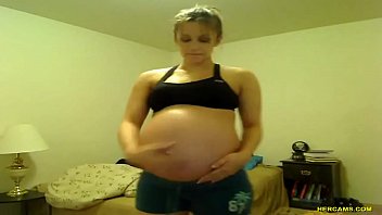 Preview 1 of Bbw Score Grup - Pregnnt Tori Taylor Blue Shorts