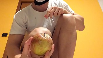 Preview 1 of Japani Scole Garl - A big apple (27, 5 cm of circumference x 1 insertion)