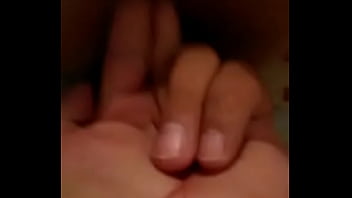 Preview 2 of Arb Sister - VID-20140712-WA0014