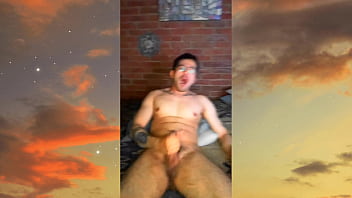 Preview 4 of Pakistani Pastor Xxx - Rico verg&oacute_n tatuado bailando se masturba muy rico