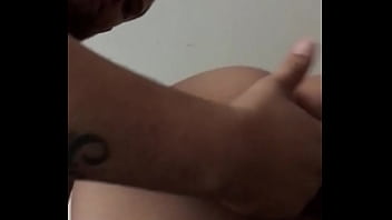 Preview 3 of Super Dotado Comendo Novinha - 3CE72918-7B1C-43C3-84D5-74696C675A6E.MOV