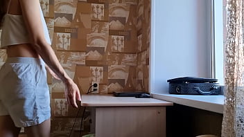 Preview 1 of Porn Siska - A lonely and bored housewife tries a sex toy in her fuck thirsty pussy