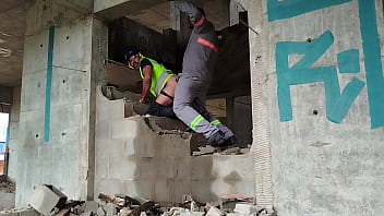 Preview 1 of Sxoleio Anal - Pausa no trabalho pra fuder com o oper&aacute_rio da el&eacute_trica