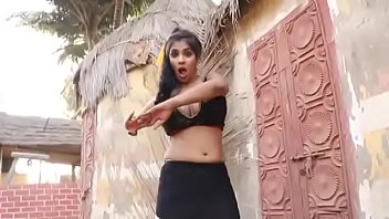 Preview 2 of Indian Sick Sucking - Bhojpuri Navel Boob Hot Songs