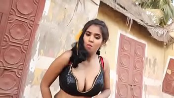 Preview 4 of Indian Sick Sucking - Bhojpuri Navel Boob Hot Songs