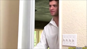 Preview 1 of Xxxnxxhdvideo - pornbase: fucking my step daddy&#039_s bestfriend part1