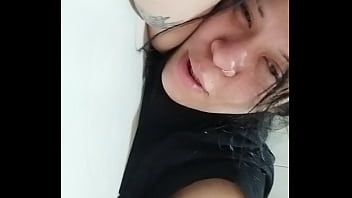 Preview 2 of Bangladeshi Porn - Estaba cocinando y termin&eacute_ follada y llena de leche