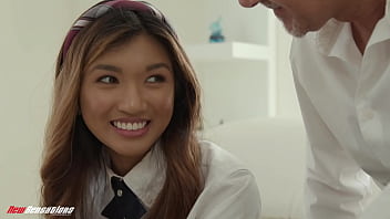Preview 1 of Note Amareka Poreyan Saxnew - Asian College Student &#039_Im Sorry Babe I Fucked Your Dad&#039_