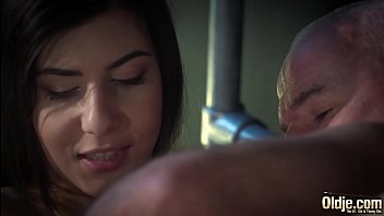 Preview 3 of Hot Sek Mom Beta - Old and Young Porn - Hottie Puts Big Cock in Mouth and Sucks it Cum Dry