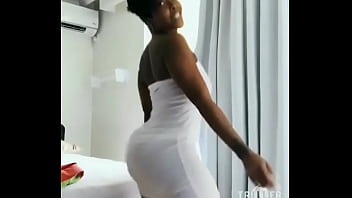 Preview 4 of Seachgerman Cougar Fuck Toyboy - Hot girl twerk (big ass black girl)