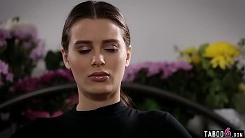 Preview 1 of Dasi Garl - My young stepsister is fucking gorgeous but needs discipline