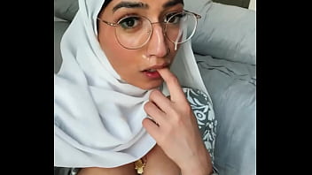 Preview 2 of Dani Daniles Xx Video - One of my favourite hobbies is covering girls in cum ??Tell me if you know any other that love cum a...