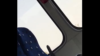 Preview 4 of Akila Bouachir - Maduro en transporte p&uacute_blico