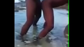 Preview 3 of First Time Hotgasti Com - Dotados Fodendo Na Praia