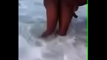 Preview 1 of First Time Hotgasti Com - Dotados Fodendo Na Praia