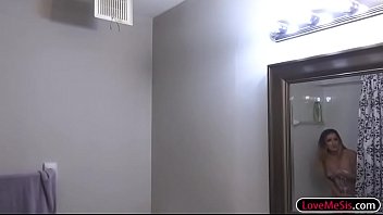 Preview 1 of Amateur Mature Holic - Pretty stepsis gets pounded by huge cock