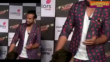 Preview 3 of Heather Parisi - Hot Hina Khan wardrobe malfunction