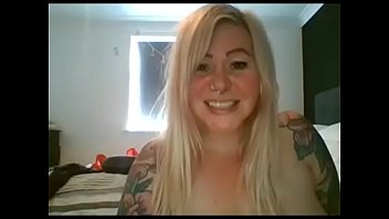 Preview 4 of Chnbby Ass - Wow amazing chubby babe got a lot tip with her show