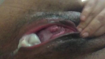 Preview 4 of Livroyale - gaping pussy squirts