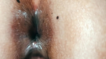 Preview 4 of Made Him Cum In 30 Seconds - Me met&iacute_ al cuarto de hotel de chica timida universitaria y la termin&eacute_ follando - Part 2