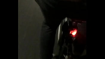 Preview 2 of Men Penis Gay Teen - noche por mi vecindario / nigth in my neighborhood