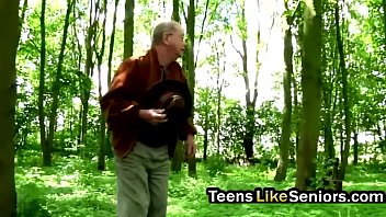 Preview 1 of Mom And Young Son Xxx Fuck - Old guy pounding teen outdoors7-bats-283-highcomplete-1-2