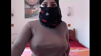 Preview 4 of Seduced Until Serender - Muslim amateur showing nice and tiny nipples