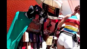 Preview 4 of Isis Cum - Shortinho socado na bunda