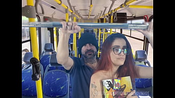 Preview 3 of Bocha Bochi - Estudante foi encoxada dentro do onibus