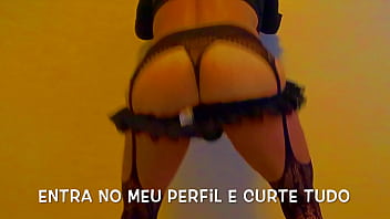 Preview 3 of Andhra Red Aumty - Paula CDzinha funkeira batendo com a bunda no ch&atilde_o