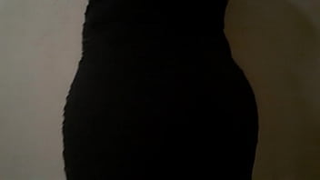 Preview 3 of Liesben Sex - travesti vestido negro